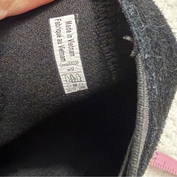 Crocs Leigh Wedge Suede Chelsea Boot Women’s Size 9 - Picture 5 of 7